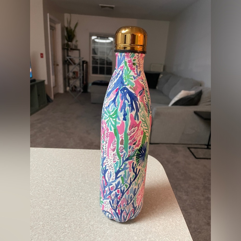 Lilly Pulitzer X Swell 32oz water bottle